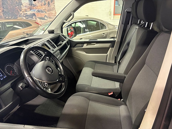 Volkswagen Transporter 11 of 20