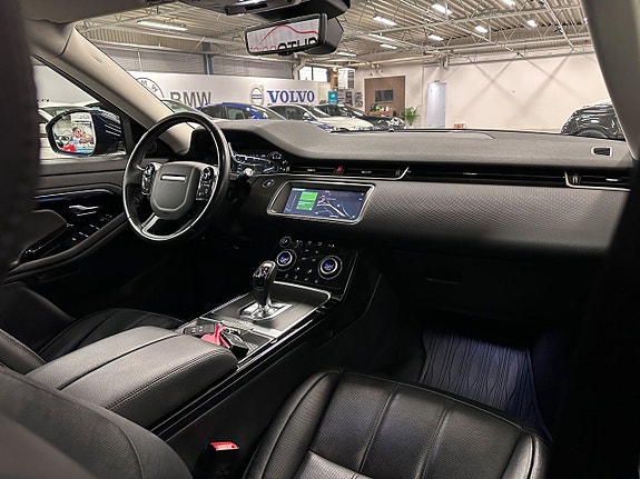 Land Rover Range Rover Evoque 15 of 23