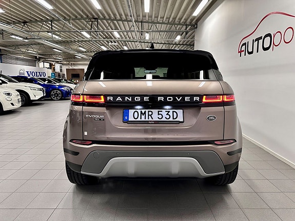 Land Rover Range Rover Evoque 9 of 23