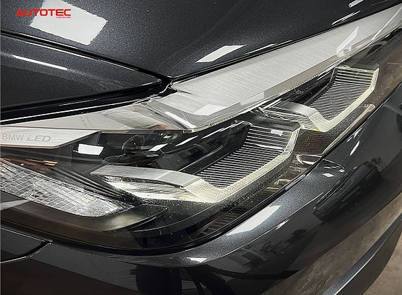 BMW 530e 3 of 27