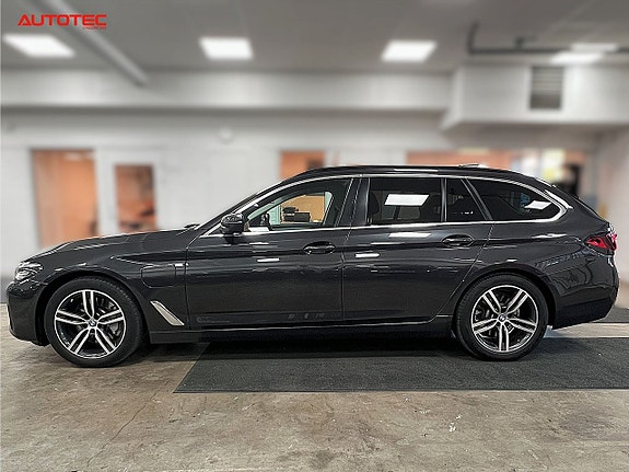 BMW 530e 12 of 27