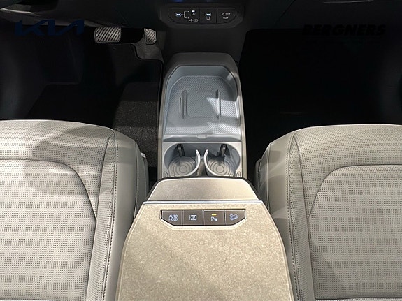 Kia EV3 12 of 17