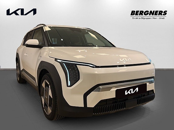 Kia EV3 3 of 17