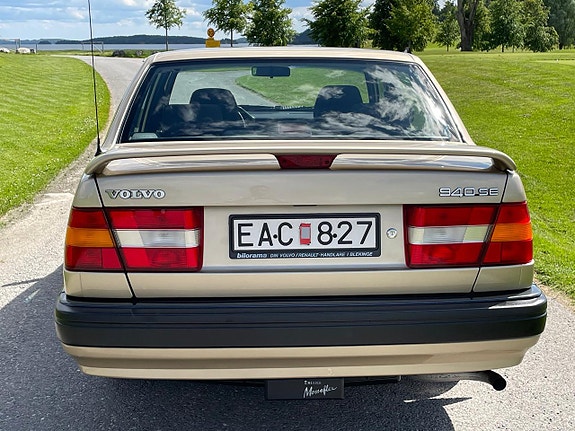 Volvo 940 3 of 15