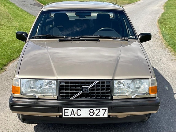 Volvo 940 4 of 15