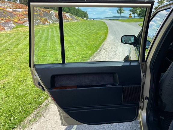 Volvo 940 14 of 15
