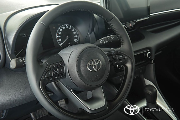 Toyota Yaris 7 of 8