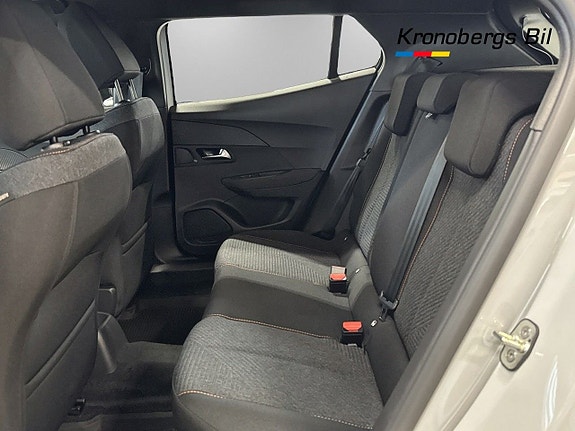 Peugeot 2008 9 of 17