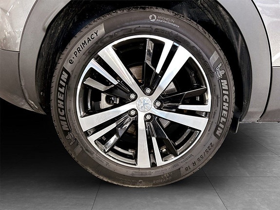 Peugeot 3008 16 of 17