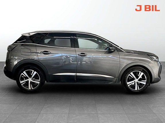 Peugeot 3008 15 of 17