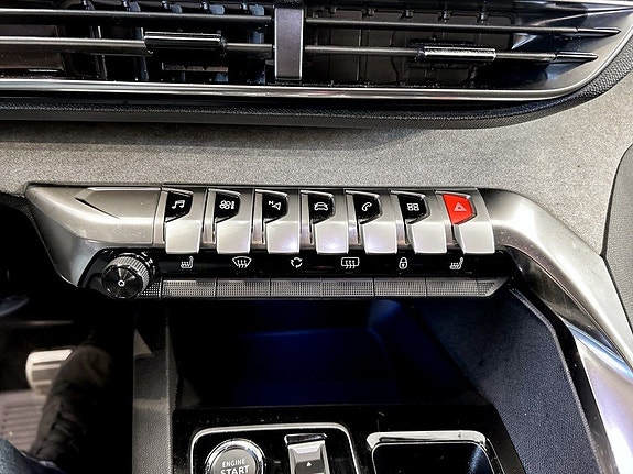 Peugeot 3008 11 of 17