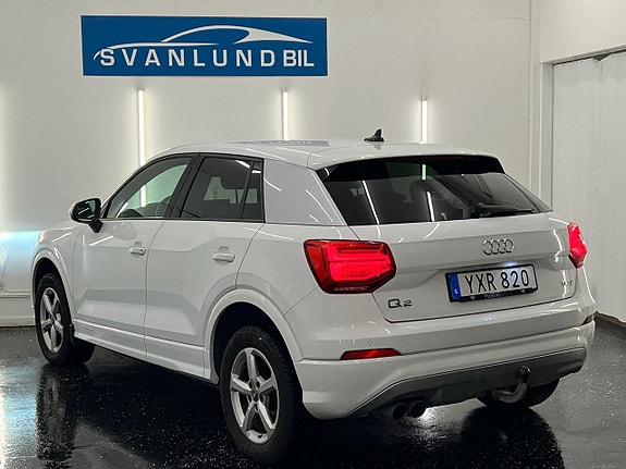 Audi Q2 5 of 17