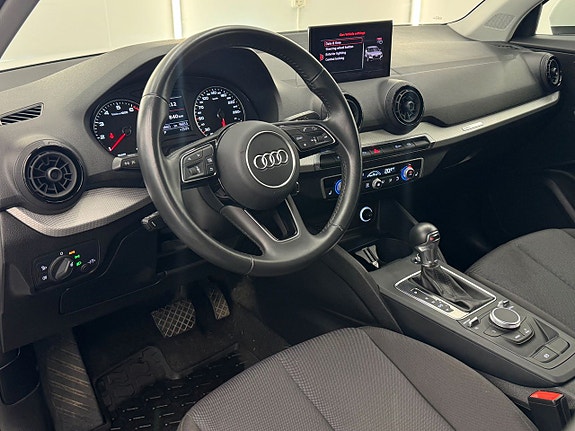 Audi Q2 7 of 17
