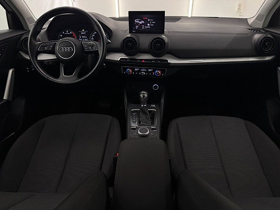 Audi Q2 12 of 17