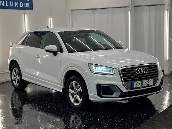 Audi Q2 3 of 17