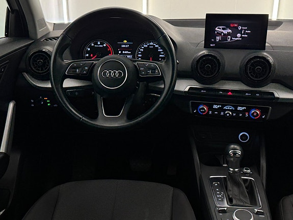 Audi Q2 11 of 17