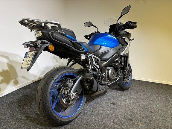 Suzuki GSX-S1000GX /Ex-demo/Summer-Sale 2 of 6