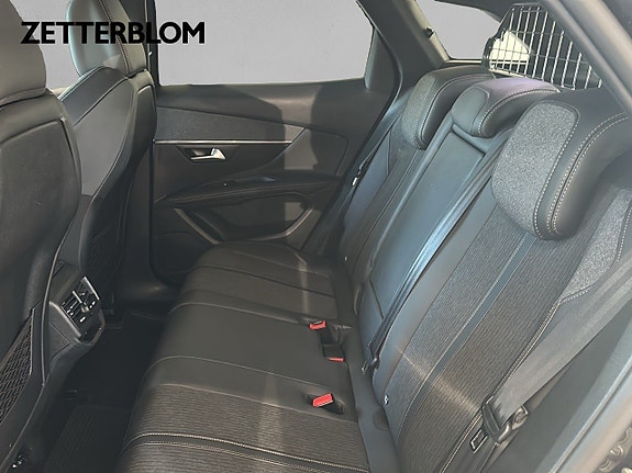 Peugeot 3008 9 of 17