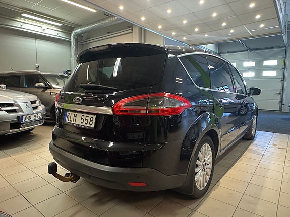 Ford S-MAX 5 of 5