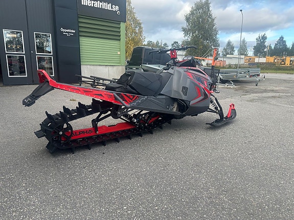 Arctic Cat M8000 Hardcore A1 154"  199mil 4 of 5