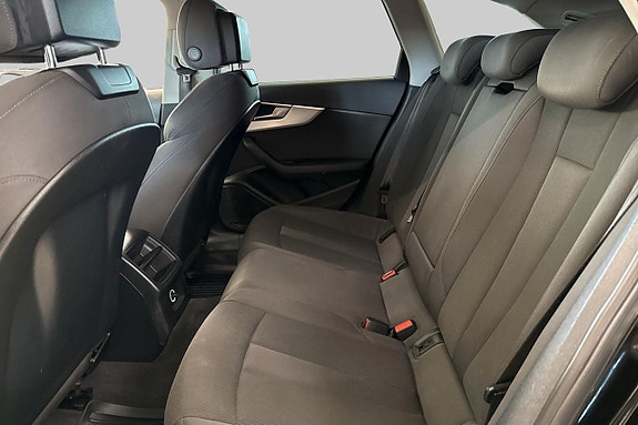 Audi A4 9 of 12