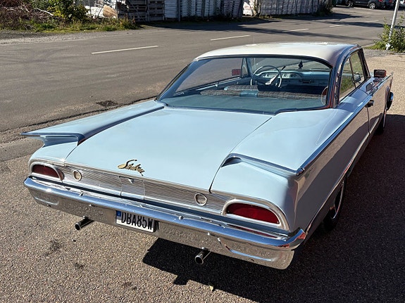 Ford Galaxie 6 of 26
