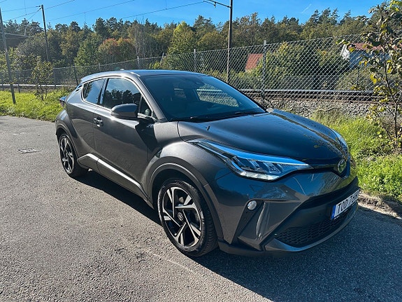 Toyota C-HR+