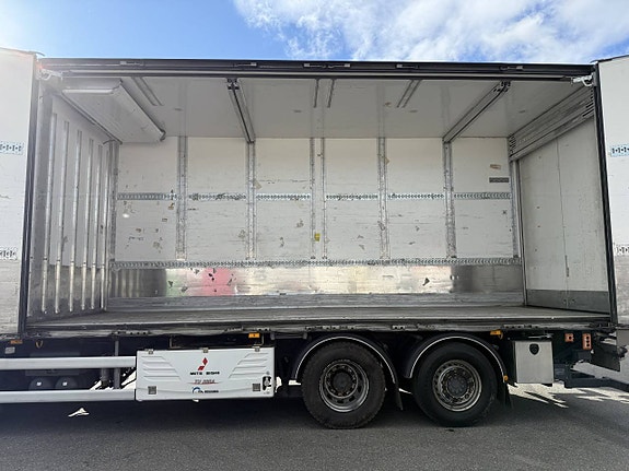 Mercedes-Benz Actros 2753 Streamspace 6x2 VAK FRC-skåp 10 of 10