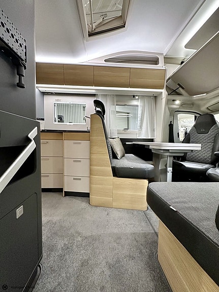 Adria Coral Xl 660 SL 6 of 16