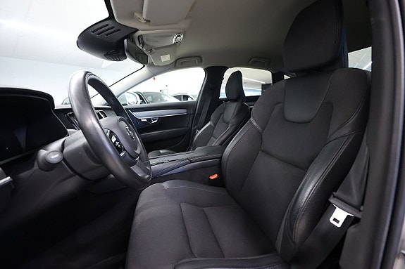 Volvo S90 15 of 24