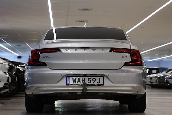 Volvo S90 8 of 24