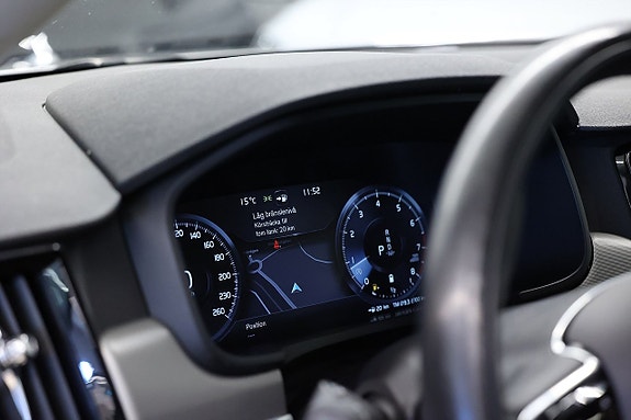 Volvo S90 17 of 24