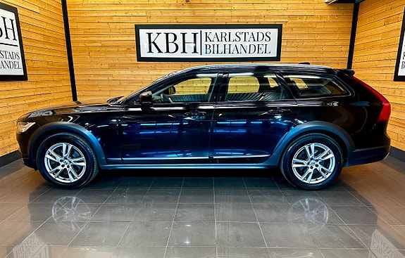 Volvo V90 Cross Country