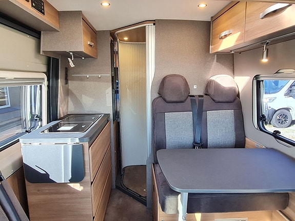 Dethleffs GlobeTrail 600 DR automat, 140 hk, kanonfin, 1200 mil 9 of 23