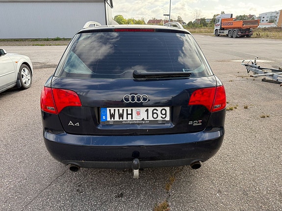 Audi A4 6 of 12