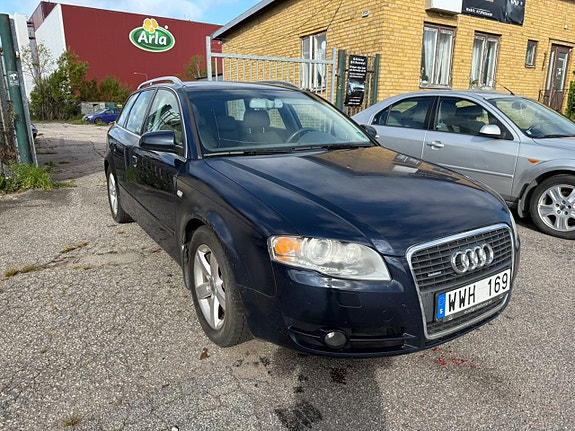 Audi A4 4 of 5