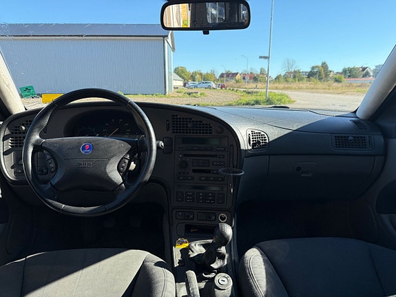 Saab 9-5 9 of 11