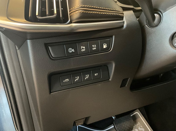 Mazda CX-80 13 of 15