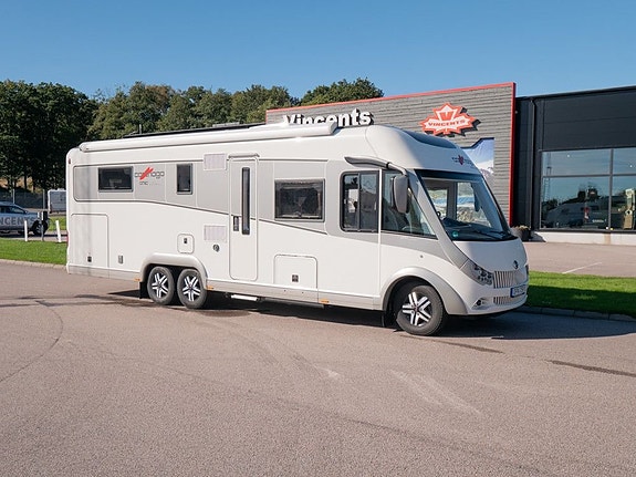 Carthago CHIC E-LINE I 64 XL QB *Hydrauliska stödben