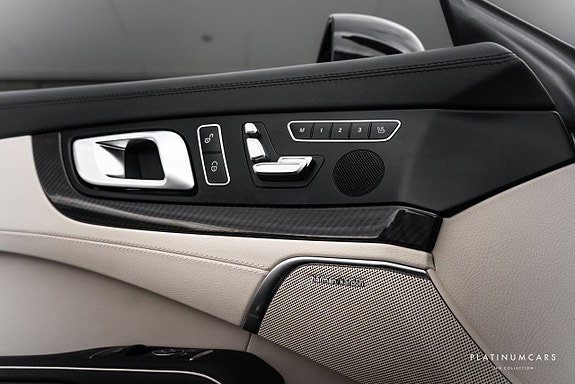 Mercedes-Benz SL63 16 of 21