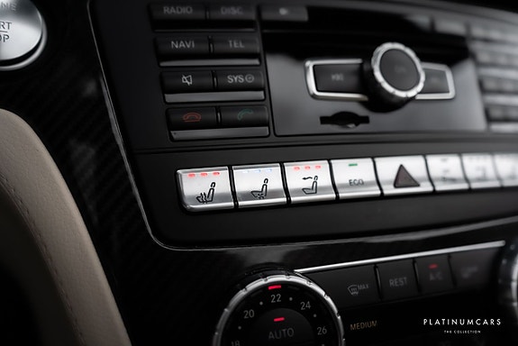 Mercedes-Benz SL63 12 of 21