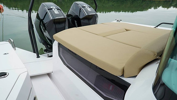 Axopar 37 XC Brabus Line  2021  Finland 4 of 5