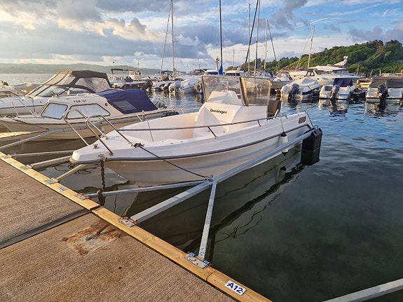 Doninger 710 wa mercrusier diesel i kungshamn