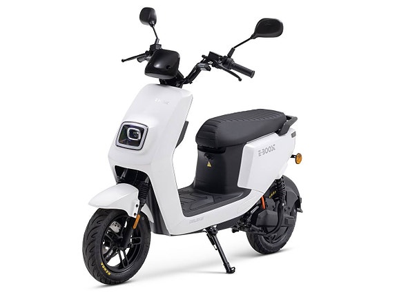 E-BOOST WHITE Elscootern 2 of 12