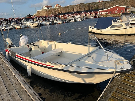 Seamaster 600 ny motor 5 Tim i kungshamn