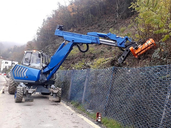 Hydraulisk släntklippare til minigrävmaskiner - ARH-120 5 of 6