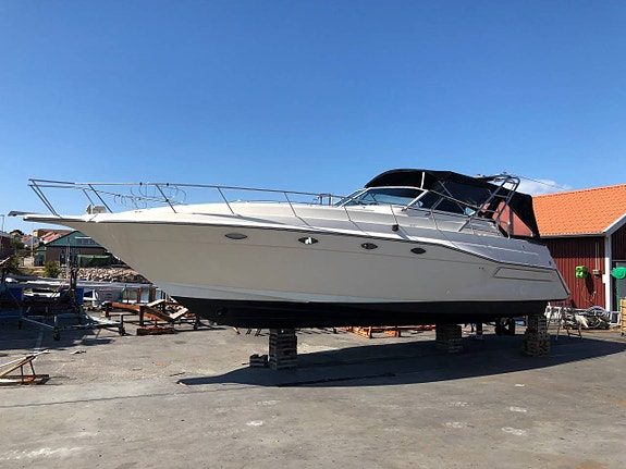 Cruisers 3670 axlar bog ankarspel diesel 495000kr