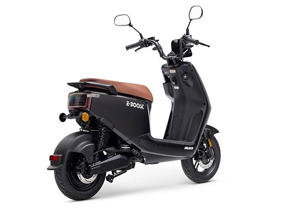 E-Boost Black - Elscootern 6 of 12