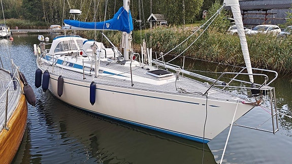 Maestro 35  1989  Finland 2 of 5