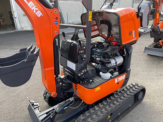 S100 Minigrävare 1.0 ton, Kubota 3-cylindrig motor 11 of 12